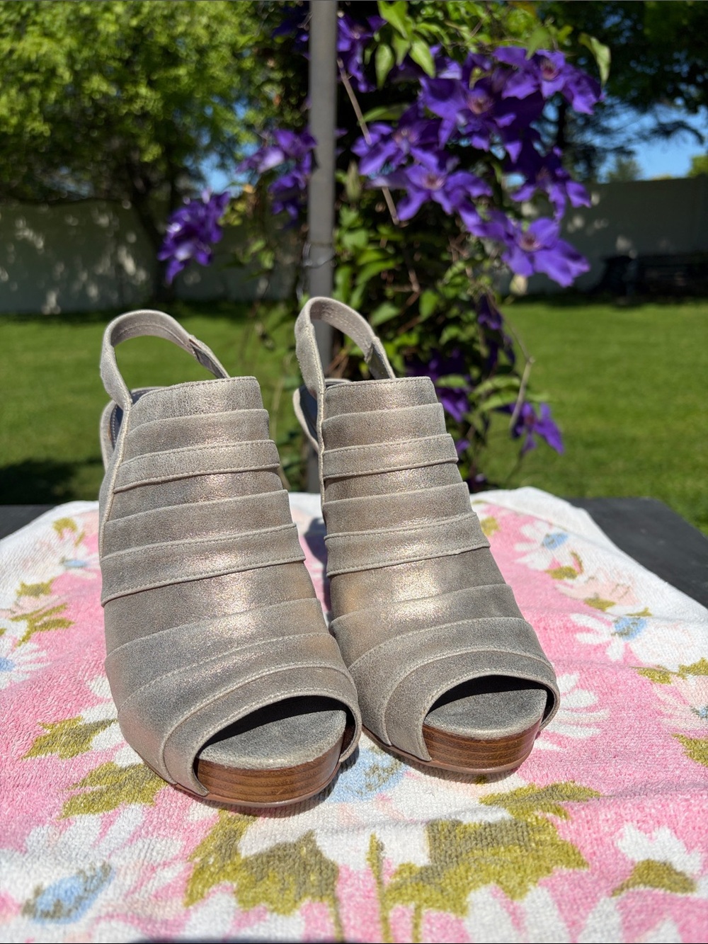 Women’s Metallic Taupe Peep-Toe Slingback Heels